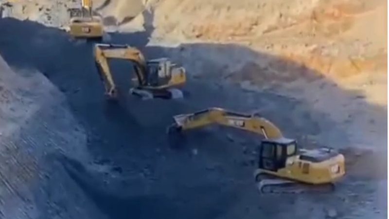 Dugaan aktivitas tambang nikel PT Pandu Urane Perkasa (PUP) di Desa Wawo Wonua, Kecamatan Palangga Selatan, Konawe Selatan, Sulawesi Tenggara (Sultta). (Foto: potongan video)