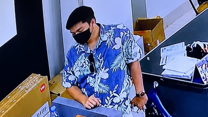 Terduga pelaku pembobol rekening warga Makassar berinisial FR. (Foto: Istimewa)